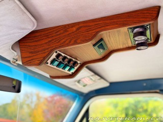 Ford Econoline E-350 7.5 V8 | Contempo 1987