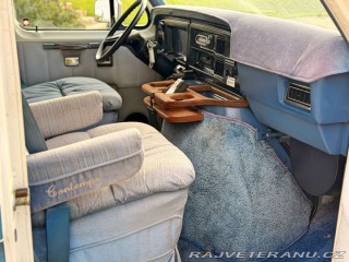 Ford Econoline E-350 7.5 V8 | Contempo 1987