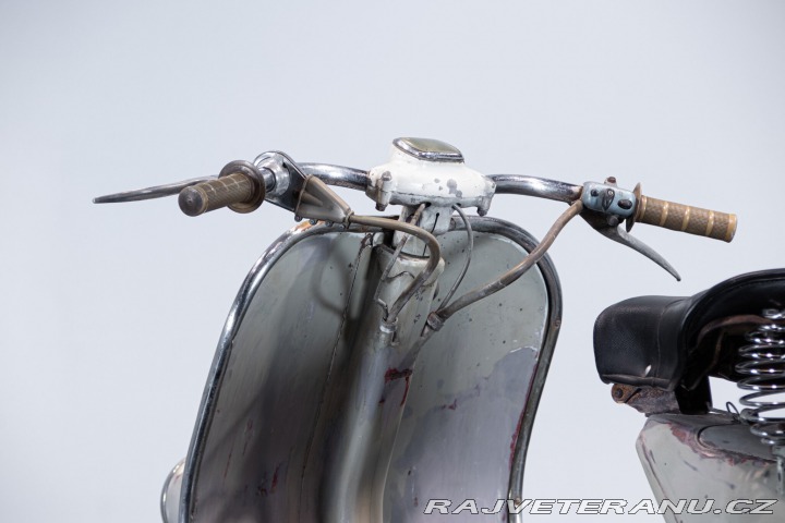 Piaggio Vespa 125 FARO BASSO 1954