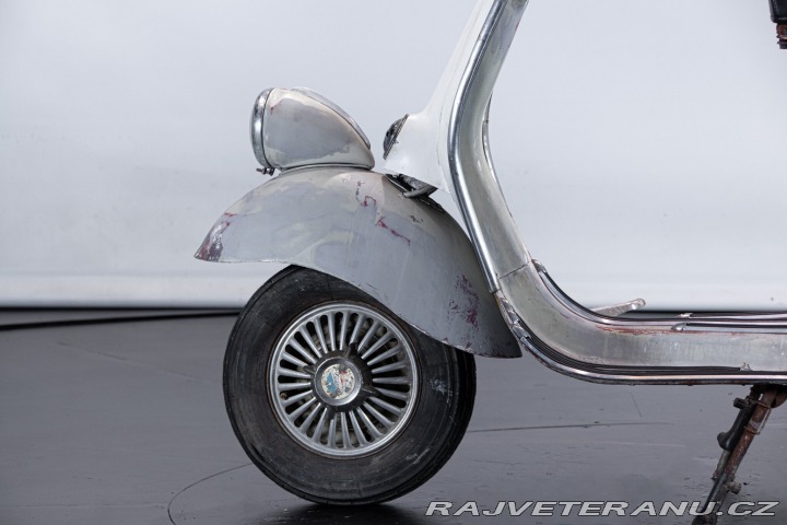 Piaggio Vespa 125 FARO BASSO 1954