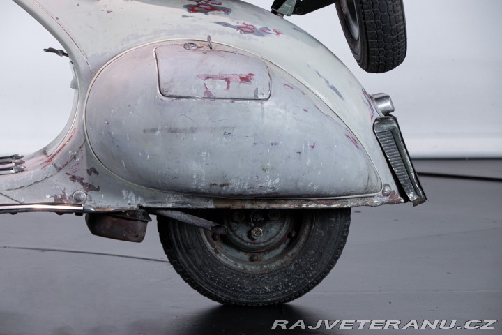 Piaggio Vespa 125 FARO BASSO 1954