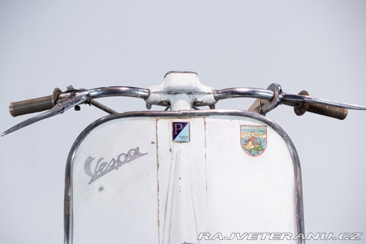 Piaggio Vespa 125 FARO BASSO 1954