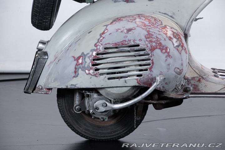 Piaggio Vespa 125 FARO BASSO 1954