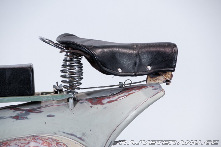 Piaggio Vespa 125 FARO BASSO 1954