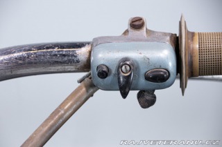 Piaggio Vespa 125 FARO BASSO 1954