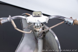 Piaggio Vespa 125 FARO BASSO 1954
