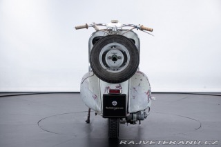 Piaggio Vespa 125 FARO BASSO 1954
