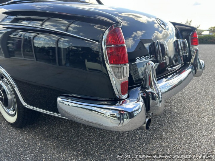 Mercedes-Benz 220 S PONTON CABRIOLET 1957