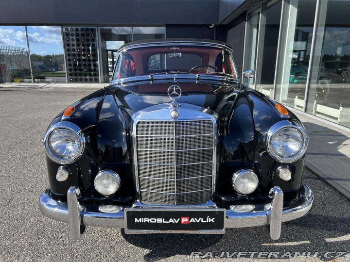 Mercedes-Benz 220 S PONTON CABRIOLET 1957