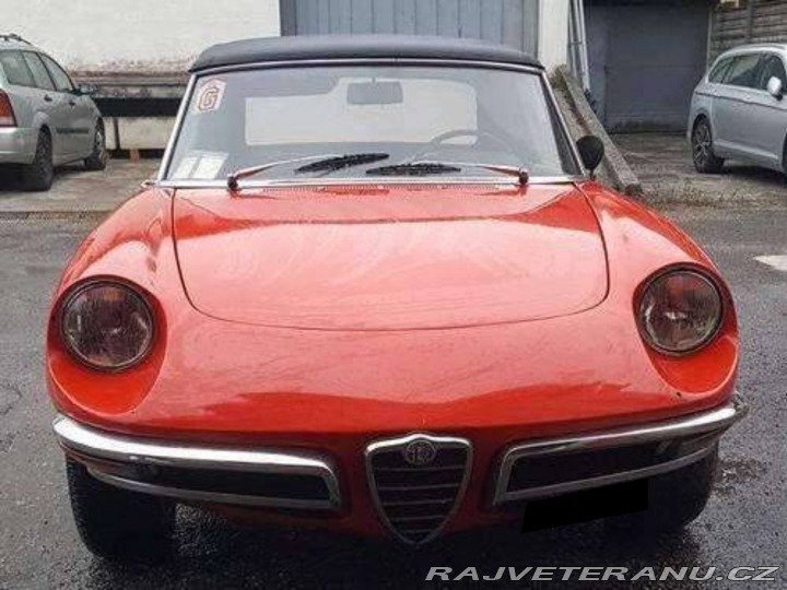 Alfa Romeo Spider Duetto Osso di Seppia 1969