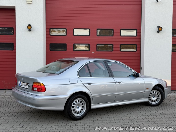 BMW 5 520iA LCI E39 2001