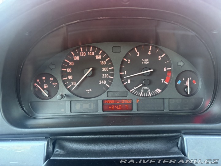 BMW 5 520iA LCI E39 2001