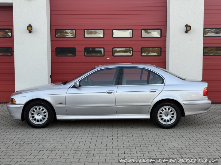 BMW 5 520iA LCI E39 2001