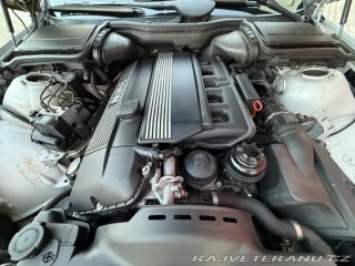 BMW 5 520iA LCI E39 2001