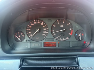 BMW 5 520iA LCI E39 2001