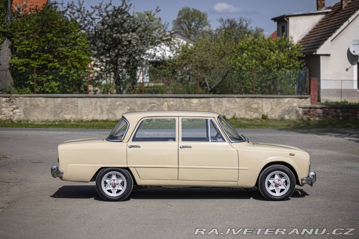 Alfa Romeo Giulia Romeo Giulia 1300 Super 1971