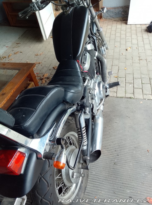 Suzuki VS intruder 1988