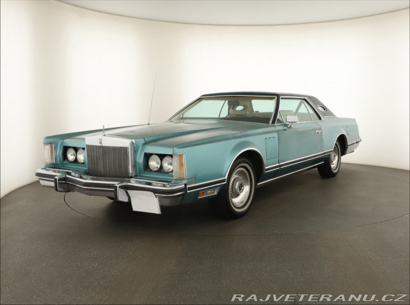 Lincoln Continental 6.6 V8 kupé