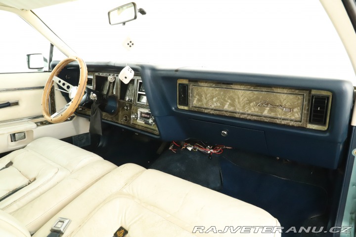 Lincoln Continental 6.6 V8 kupé 1978