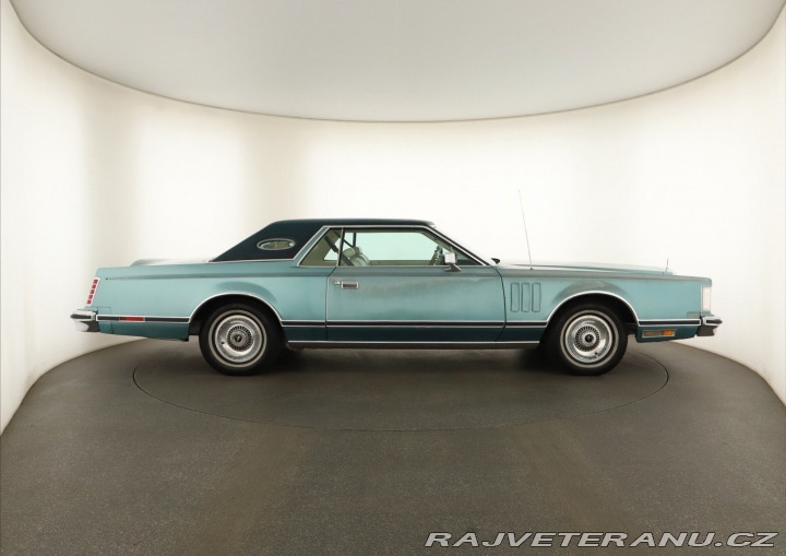 Lincoln Continental 6.6 V8 kupé 1978