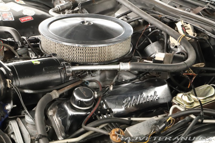 Lincoln Continental 6.6 V8 kupé 1978