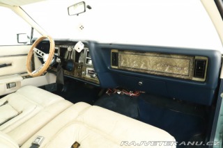 Lincoln Continental 6.6 V8 kupé 1978