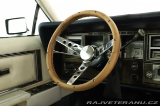 Lincoln Continental 6.6 V8 kupé 1978