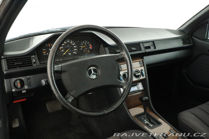 Mercedes-Benz 230 W124 230 CE 1989