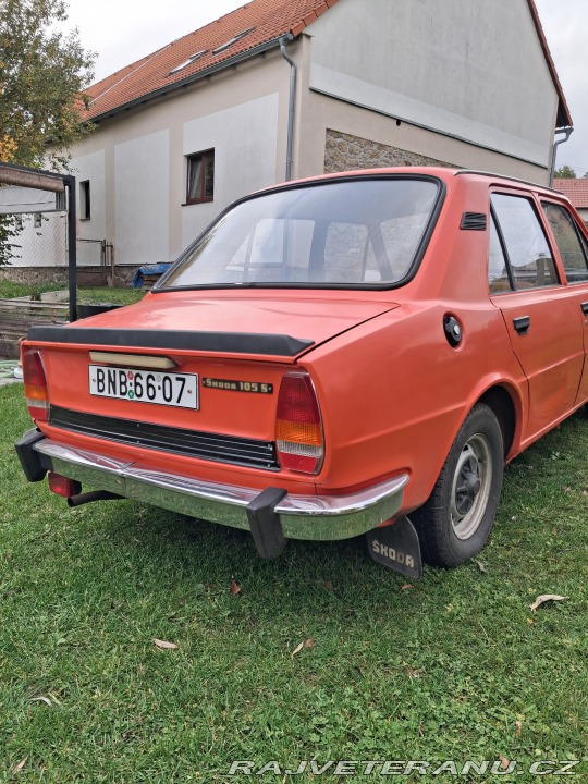 Škoda 105 1981