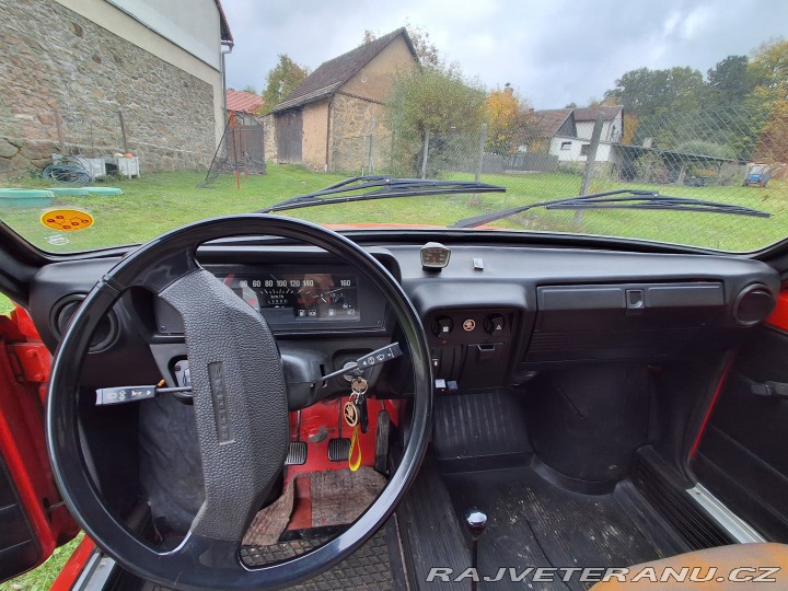 Škoda 105 1981