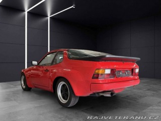 Porsche 924 Turbo 1976