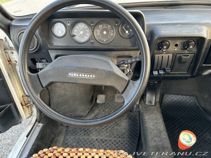 Škoda 120 L 1986