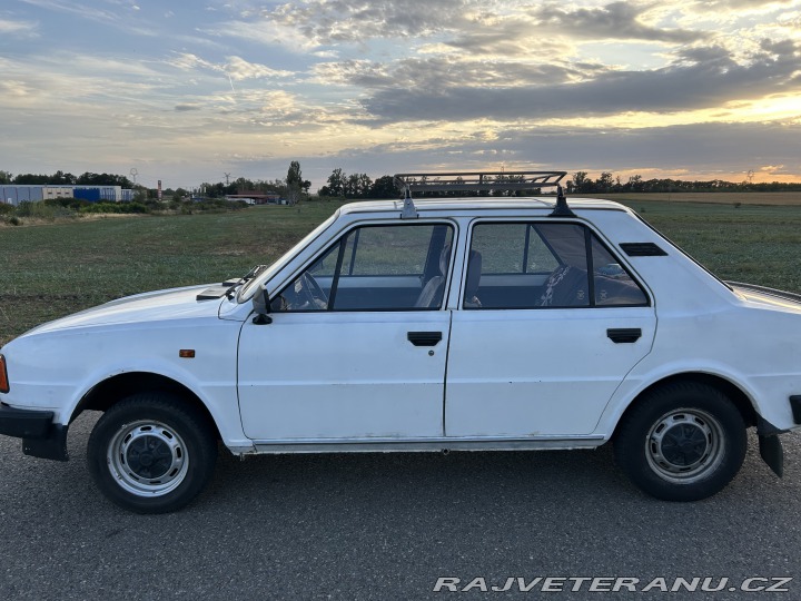 Škoda 120 L 1986