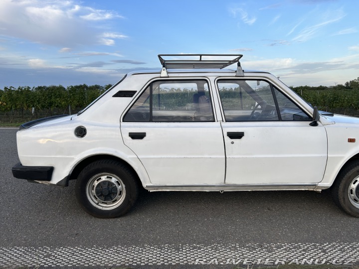 Škoda 120 L 1986