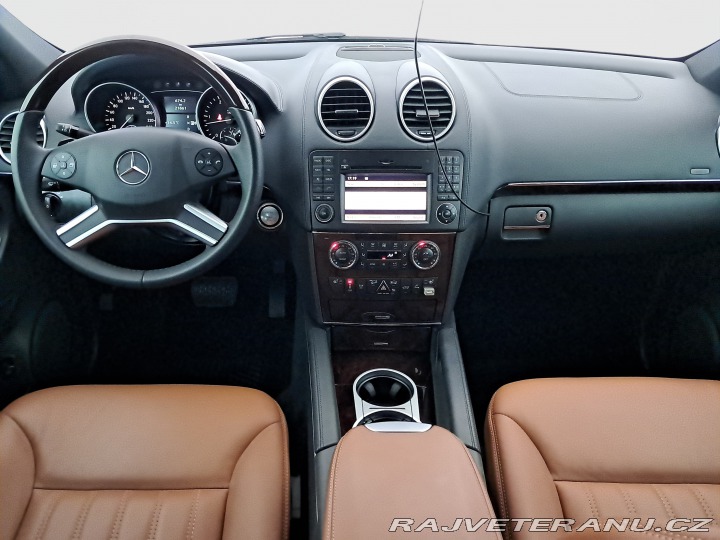 Mercedes-Benz Ostatní modely W164 MOPF ML 420 CDI 2008
