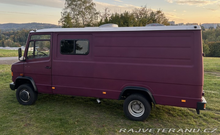 Mercedes-Benz Ostatní modely 711D 1994
