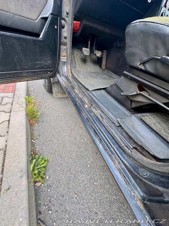 Mercedes-Benz G MERCEDES-BENZ G 300 D 1990
