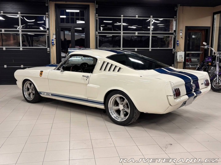 Ford Mustang GT Shelby GT350R 1965