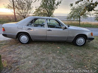 Mercedes-Benz E 300D W124 1991
