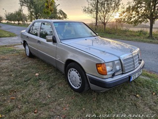 Mercedes-Benz E 300D W124 1991