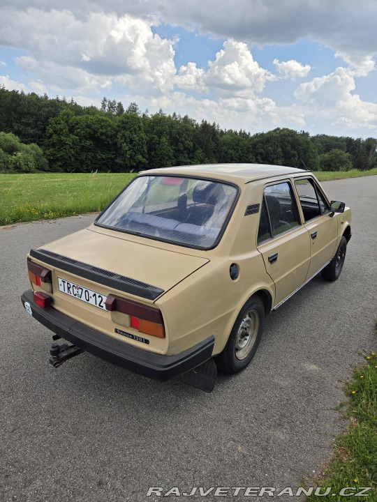 Škoda 120 M 1988
