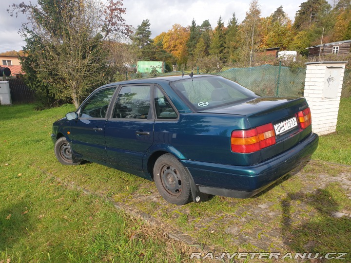 Volkswagen Passat B4 sedan 1997