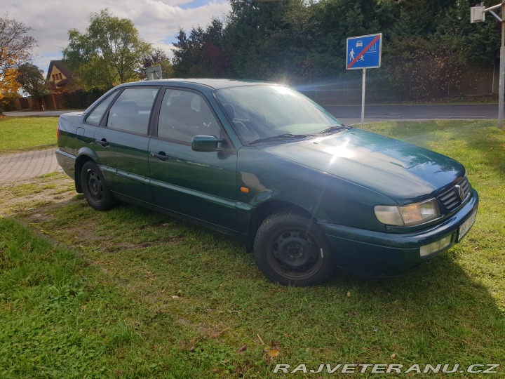Volkswagen Passat B4 sedan 1997