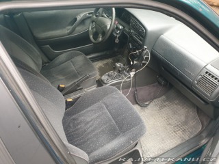 Volkswagen Passat B4 sedan 1997