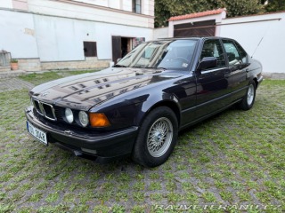 BMW 7 E32 750i V12 1991