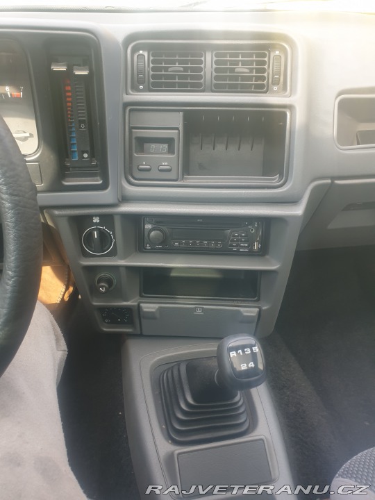 Ford Sierra 1.6 benzín 1989