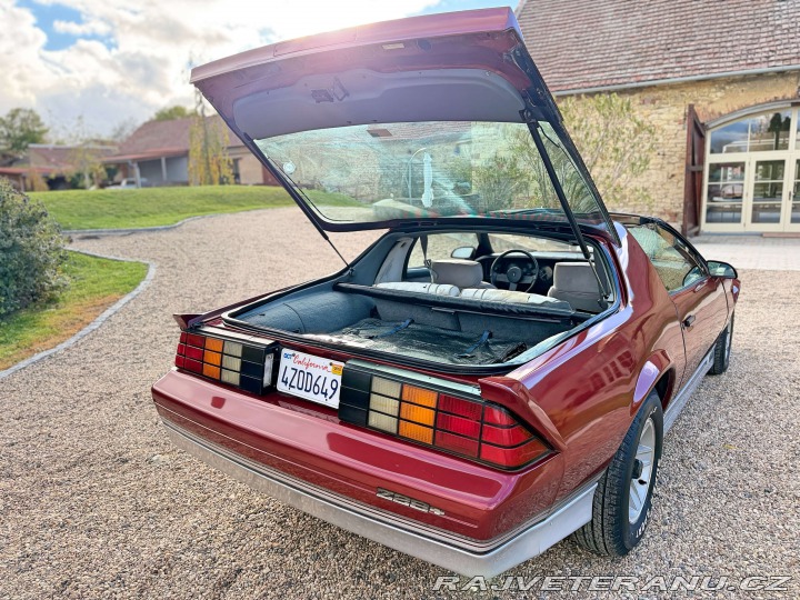 Chevrolet Camaro Z28 | T-Top | 5.0 V8 1987