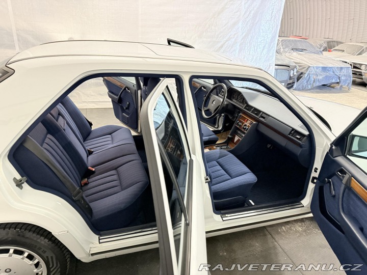 Mercedes-Benz E W124 1991
