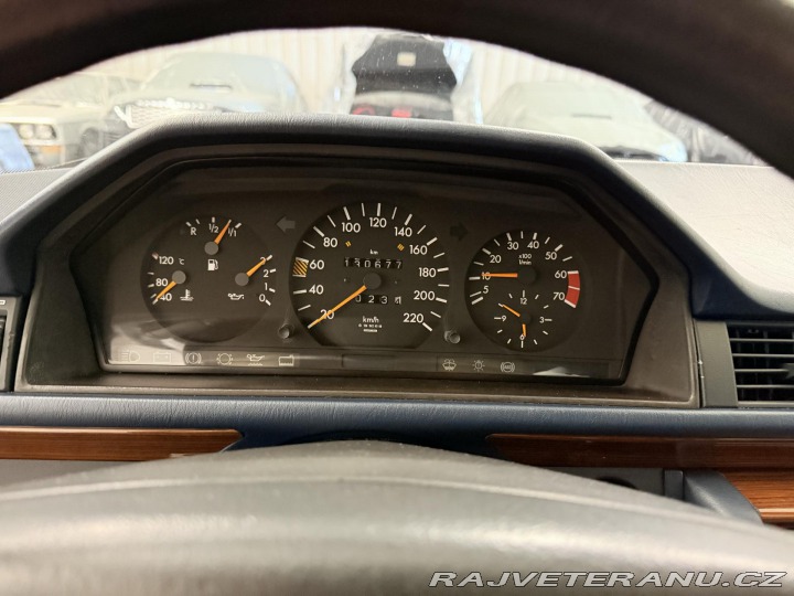 Mercedes-Benz E W124 1991