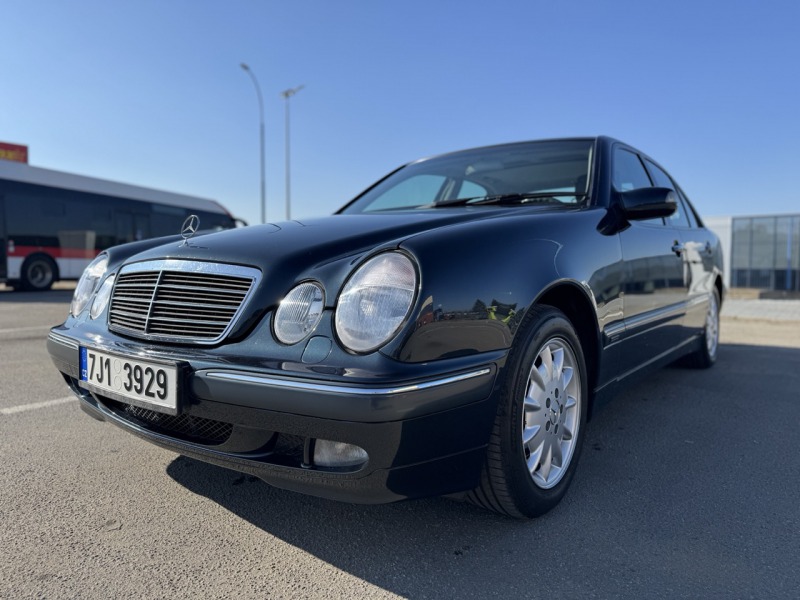 Mercedes-Benz 280 W210